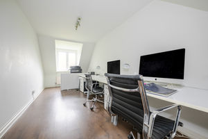 Photo 13- click for photo gallery